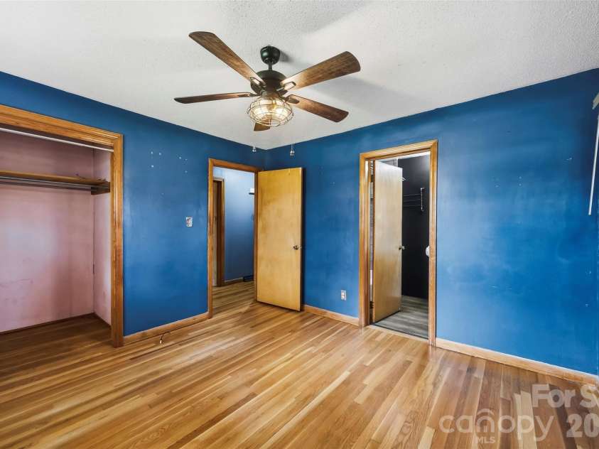 108 Washington Avenue, Bessemer City, NC 28016.  MLS# CAR4346403, YatesRealty ID 18044. 