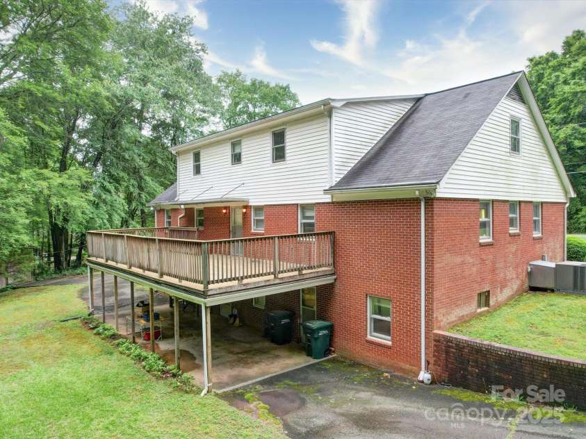 167 Cedar Lane, Troutman, NC 28166.  MLS# CAR4241635, YatesRealty ID 18045. 