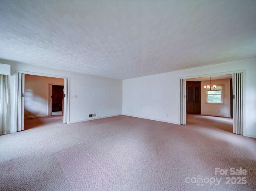 167 Cedar Lane, Troutman, NC 28166.  MLS# CAR4241635, YatesRealty ID 18045. 