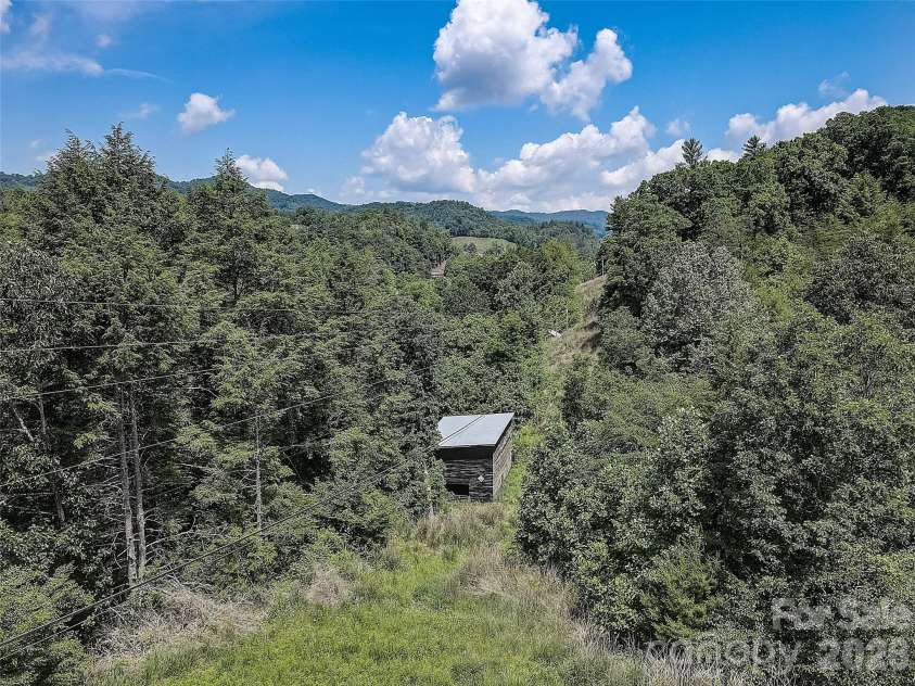 1820 Grapevine Road, Marshall, NC 28753.  MLS# CAR4359708, YatesRealty ID 18045. 