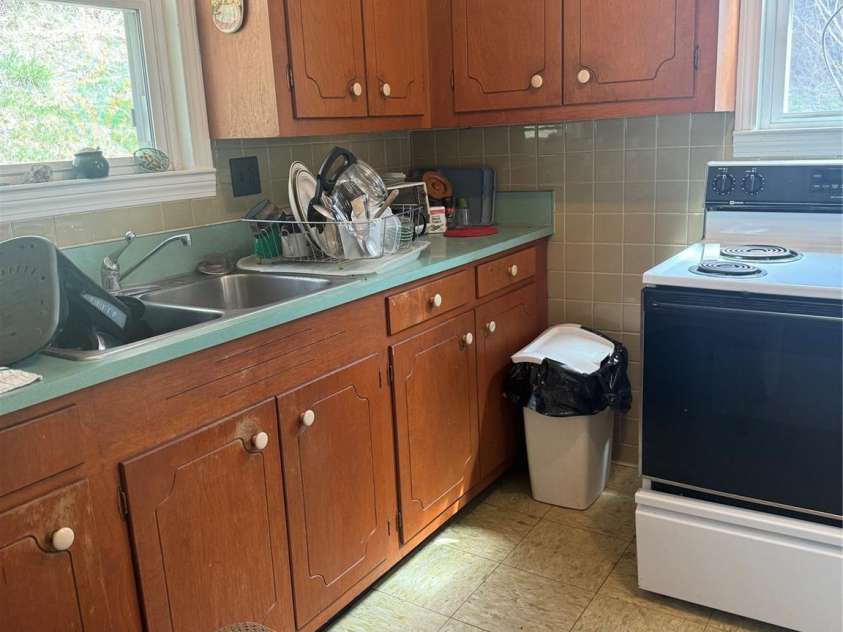 1820 Grapevine Road, Marshall, NC 28753.  MLS# CAR4359708, YatesRealty ID 18045. 