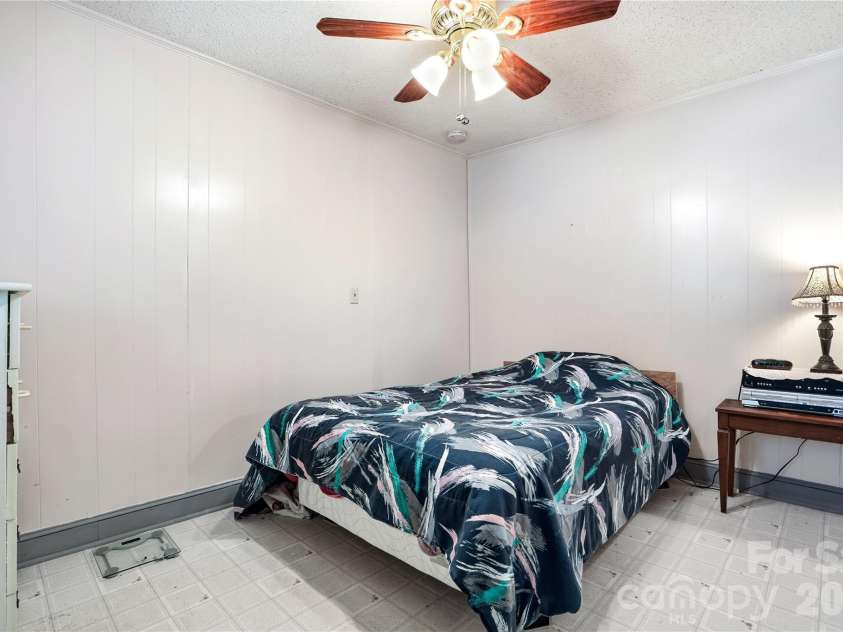 116 Boston Avenue, Bessemer City, NC 28016.  MLS# CAR4319160, YatesRealty ID 18046. 