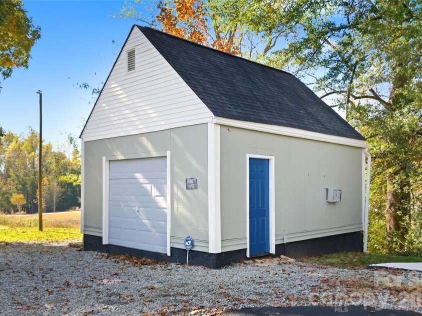 116 Boston Avenue, Bessemer City, NC 28016.  MLS# CAR4319160, YatesRealty ID 18046. 