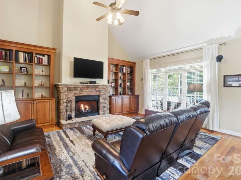 123 Coral Rutledge Drive, Mount Holly, NC 28120.  MLS# CAR4373037, YatesRealty ID 18047. 
