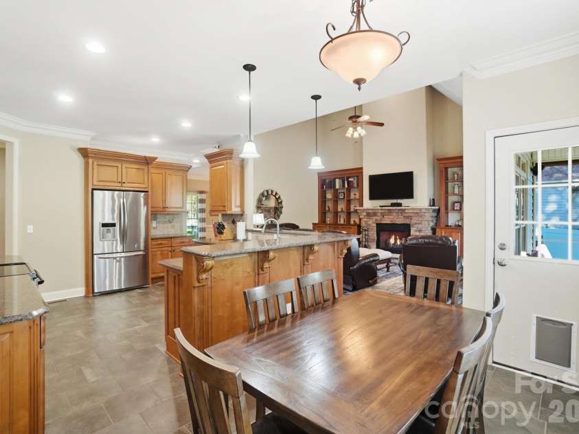 123 Coral Rutledge Drive, Mount Holly, NC 28120.  MLS# CAR4373037, YatesRealty ID 18047. 