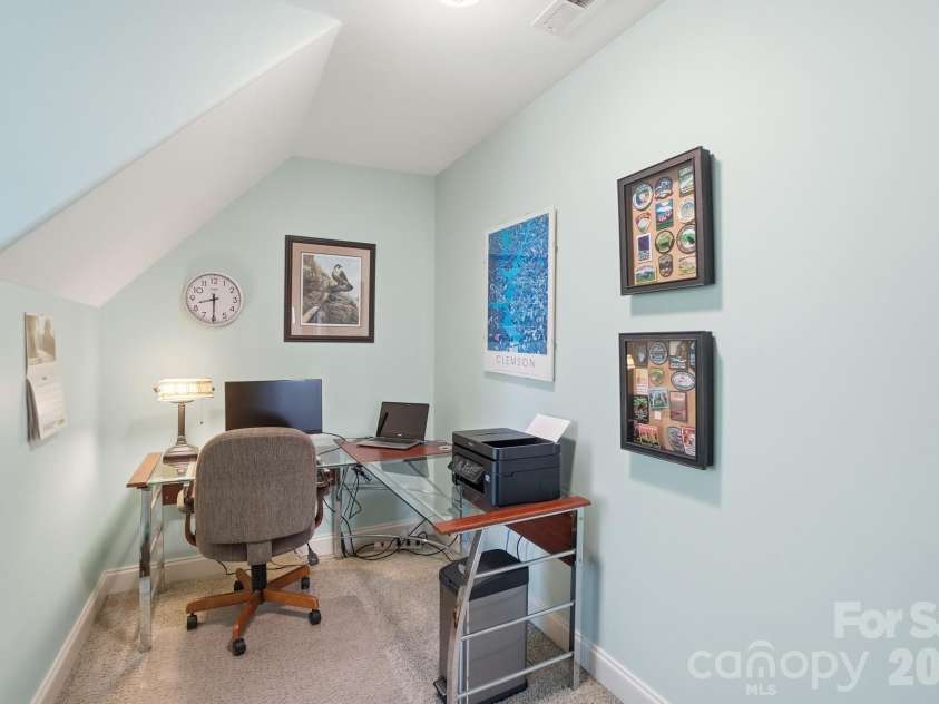 123 Coral Rutledge Drive, Mount Holly, NC 28120.  MLS# CAR4373037, YatesRealty ID 18047. 