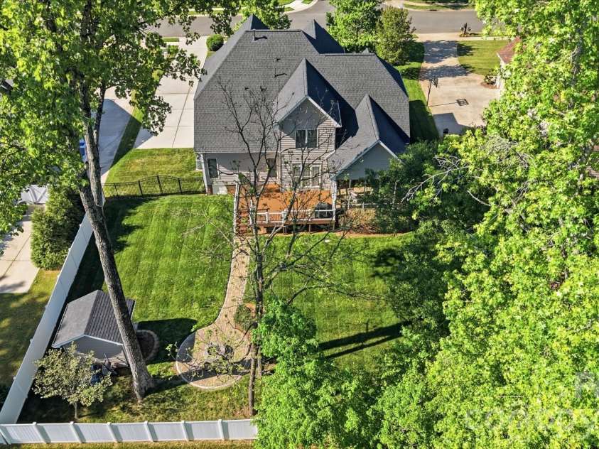 123 Coral Rutledge Drive, Mount Holly, NC 28120.  MLS# CAR4373037, YatesRealty ID 18047. 