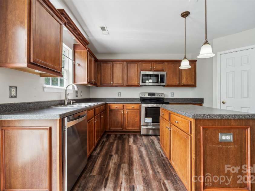 2028 Covered Bridge Court, Rock Hill, SC 29732.  MLS# CAR4263507, YatesRealty ID 18048. 