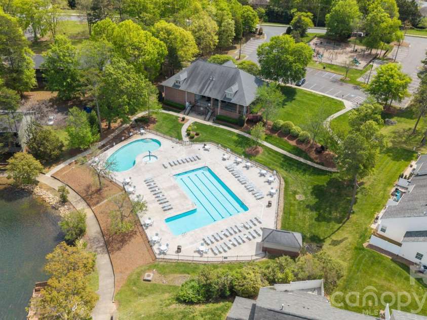 4017 Sherri Lane, Fort Mill, SC 29715.  MLS# CAR4367528, YatesRealty ID 18048. Community Pool