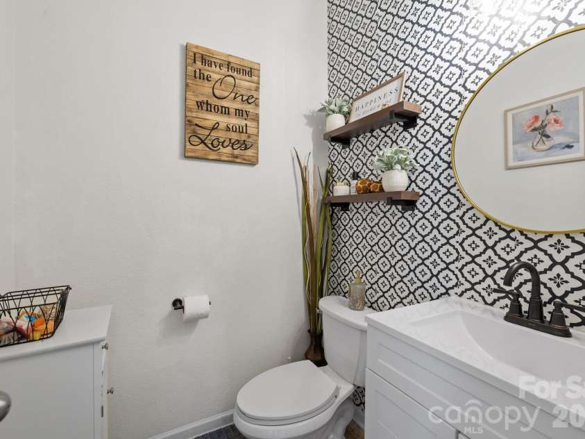 4017 Sherri Lane, Fort Mill, SC 29715.  MLS# CAR4367528, YatesRealty ID 18048. Half bath on main