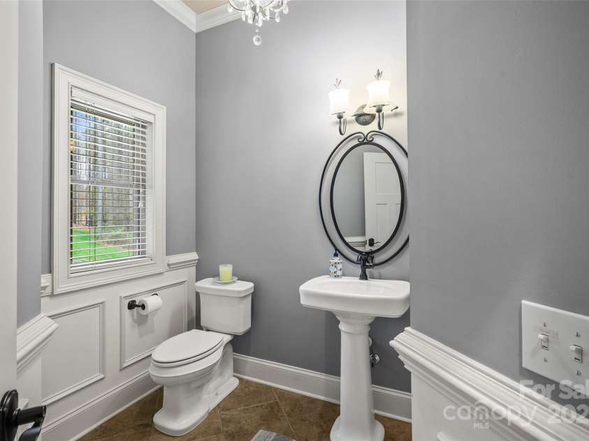 135 Frostcliff Lane, Mooresville, NC 28117.  MLS# CAR4240734, YatesRealty ID 18049. 