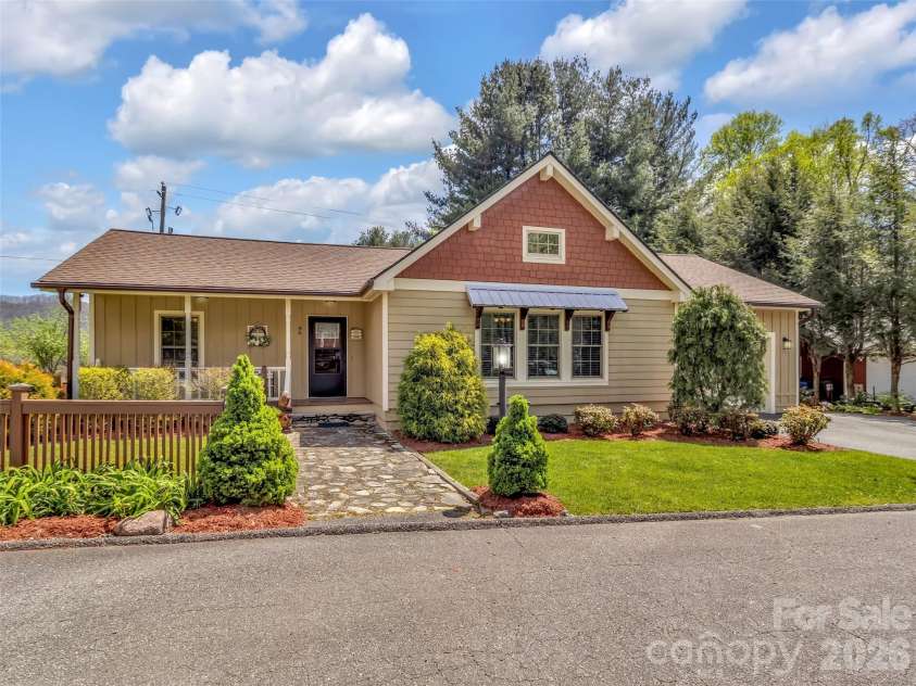 96 Garden Court, Maggie Valley, NC 28751.  MLS# CAR4371923, YatesRealty ID 18049. 