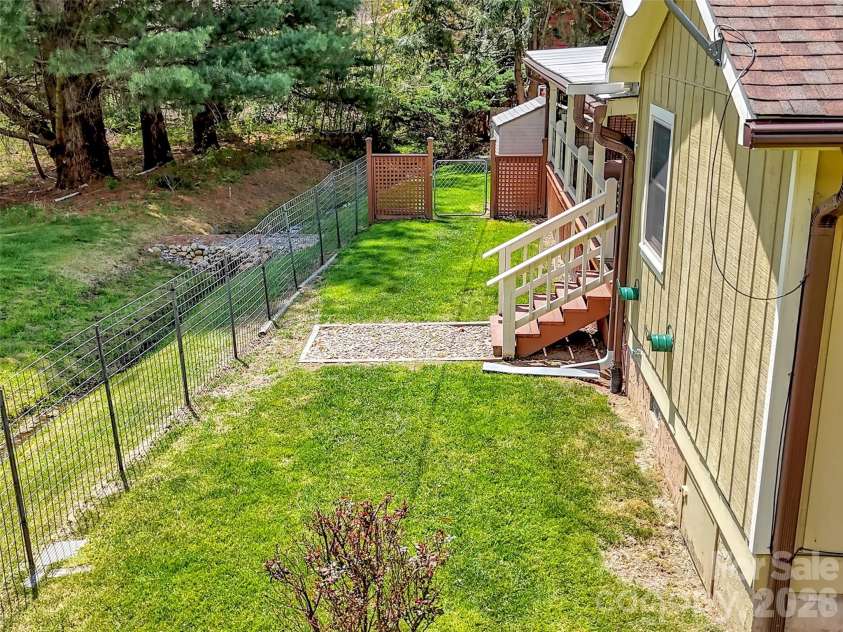 96 Garden Court, Maggie Valley, NC 28751.  MLS# CAR4371923, YatesRealty ID 18049. 