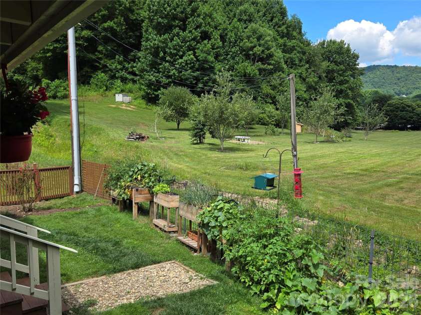 96 Garden Court, Maggie Valley, NC 28751.  MLS# CAR4371923, YatesRealty ID 18049. 