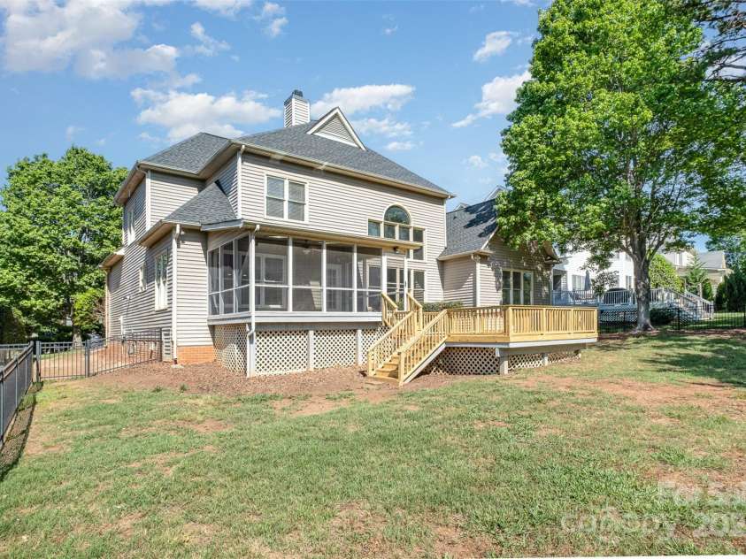 12004 Willingdon Road, Huntersville, NC 28078.  MLS# CAR4248994, YatesRealty ID 18050. 