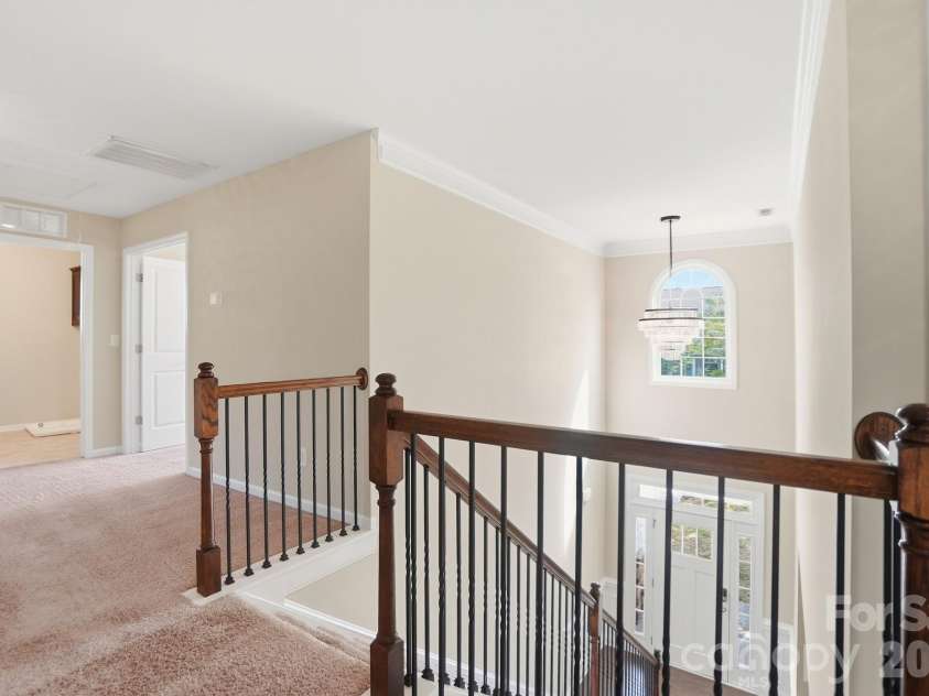 9407 Inverness Bay Road, Charlotte, NC 28278.  MLS# CAR4375072, YatesRealty ID 18050. 