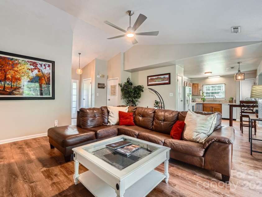 2009 Pinevalley Road, Rock Hill, SC 29732.  MLS# CAR4261229, YatesRealty ID 18052. 