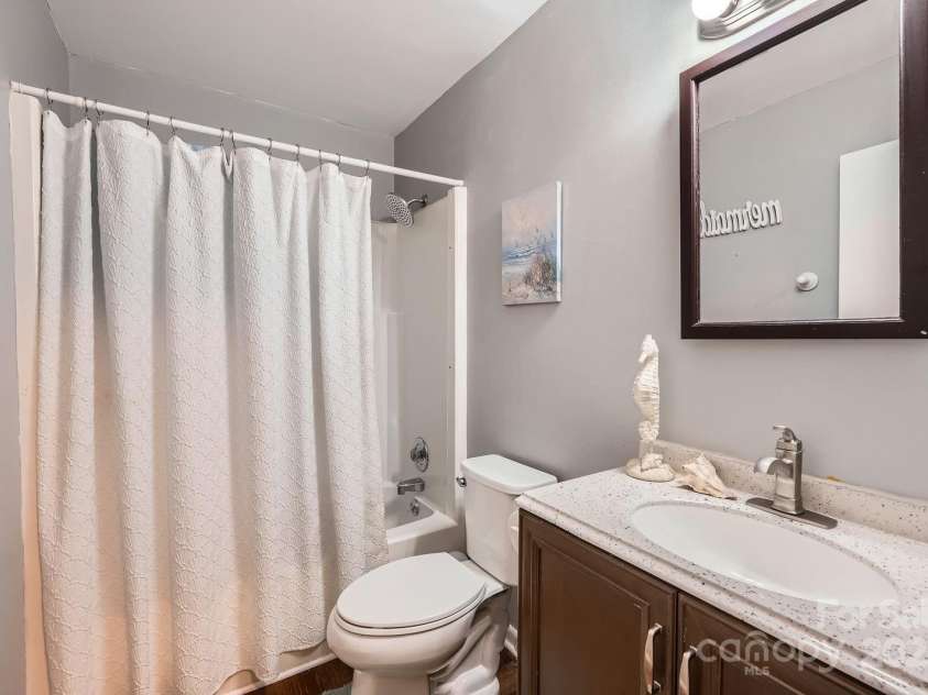 2009 Pinevalley Road, Rock Hill, SC 29732.  MLS# CAR4261229, YatesRealty ID 18052. 