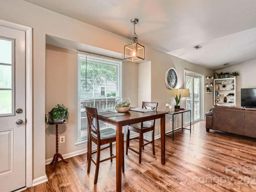 2009 Pinevalley Road, Rock Hill, SC 29732.  MLS# CAR4261229, YatesRealty ID 18052. 