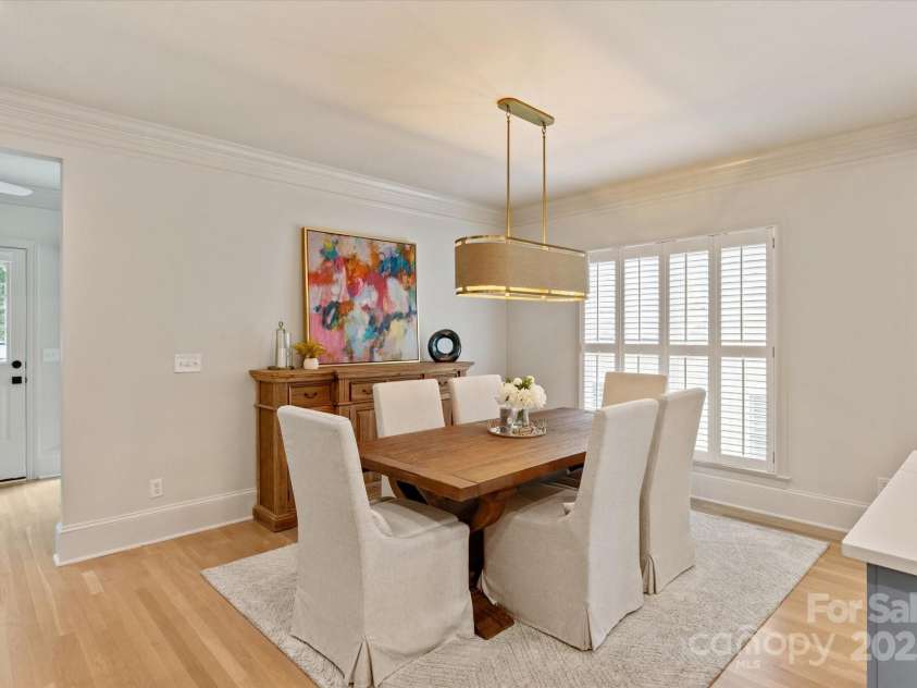 5917 Bridger Court, Charlotte, NC 28211.  MLS# CAR4262834, YatesRealty ID 18053. 