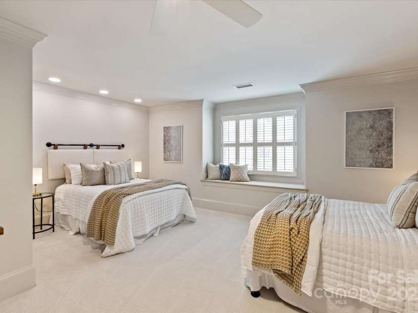 5917 Bridger Court, Charlotte, NC 28211.  MLS# CAR4262834, YatesRealty ID 18053. 