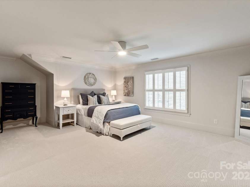 5917 Bridger Court, Charlotte, NC 28211.  MLS# CAR4262834, YatesRealty ID 18053. 