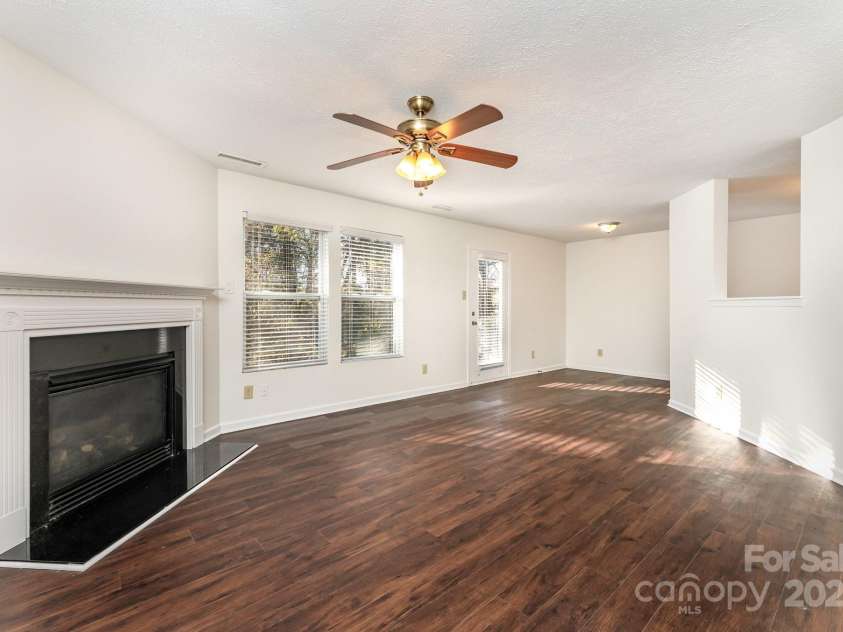 7601 Eben Drive, Charlotte, NC 28269.  MLS# CAR4315907, YatesRealty ID 18053. 