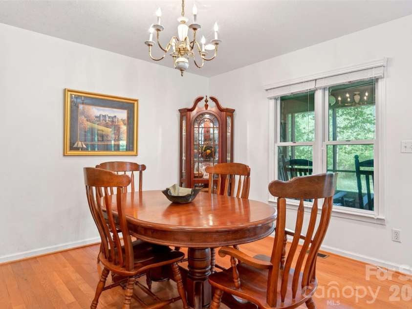 307 Blue Ridge Drive, Marion, NC 28752.  MLS# CAR4371720, YatesRealty ID 18058. 