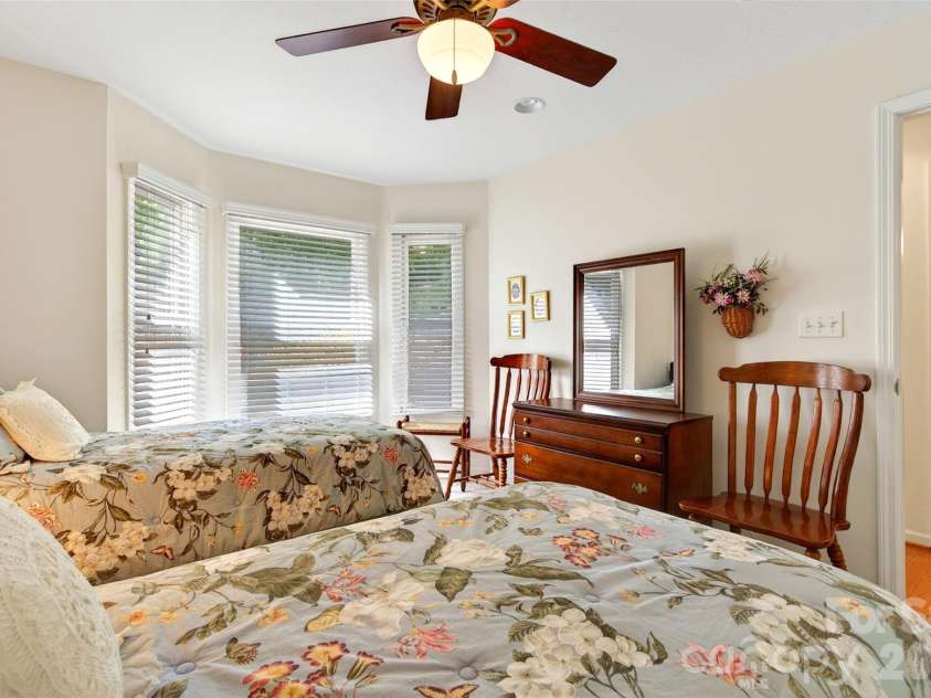 307 Blue Ridge Drive, Marion, NC 28752.  MLS# CAR4371720, YatesRealty ID 18058. 