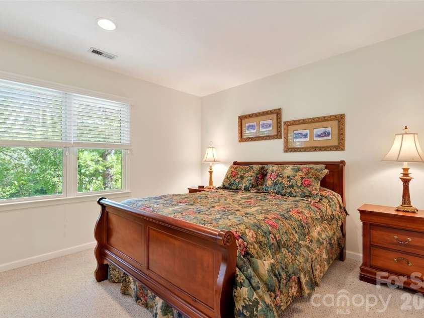 307 Blue Ridge Drive, Marion, NC 28752.  MLS# CAR4371720, YatesRealty ID 18058. 