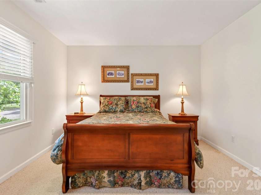 307 Blue Ridge Drive, Marion, NC 28752.  MLS# CAR4371720, YatesRealty ID 18058. 