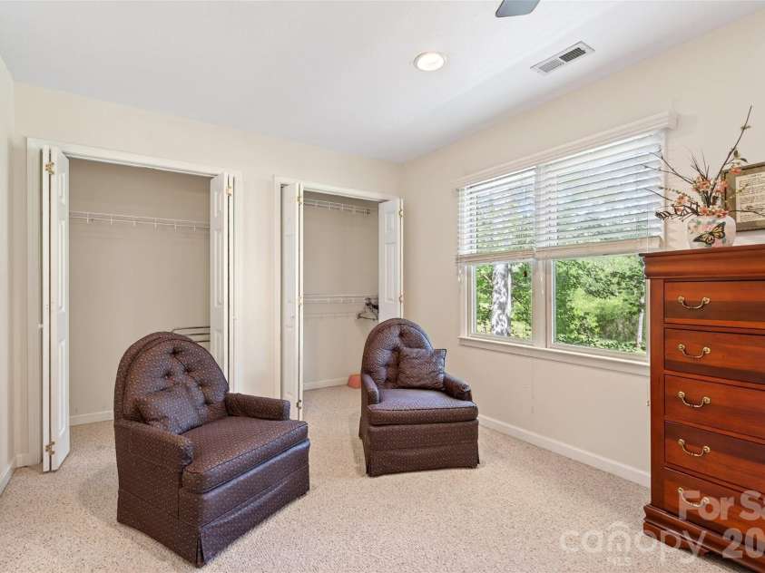 307 Blue Ridge Drive, Marion, NC 28752.  MLS# CAR4371720, YatesRealty ID 18058. 