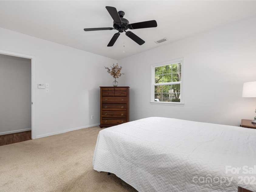 766 Marsh Road, Charlotte, NC 28209.  MLS# CAR4302355, YatesRealty ID 18058. 