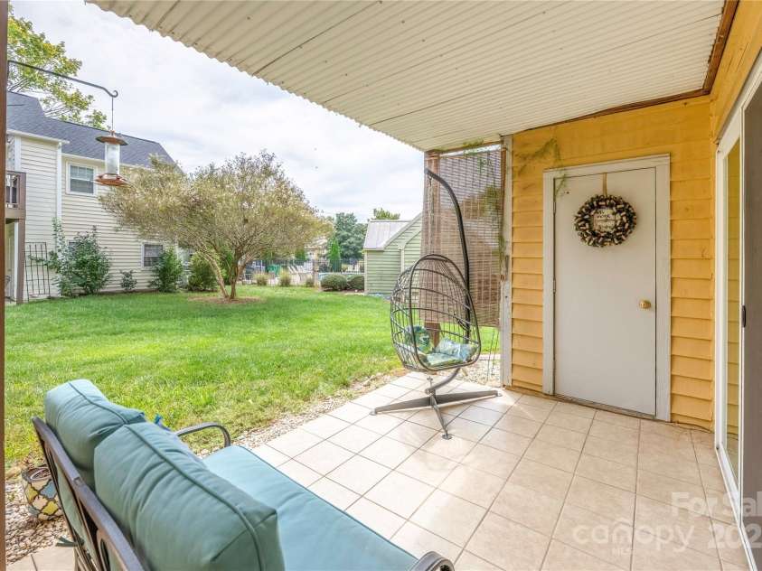 766 Marsh Road, Charlotte, NC 28209.  MLS# CAR4302355, YatesRealty ID 18058. 