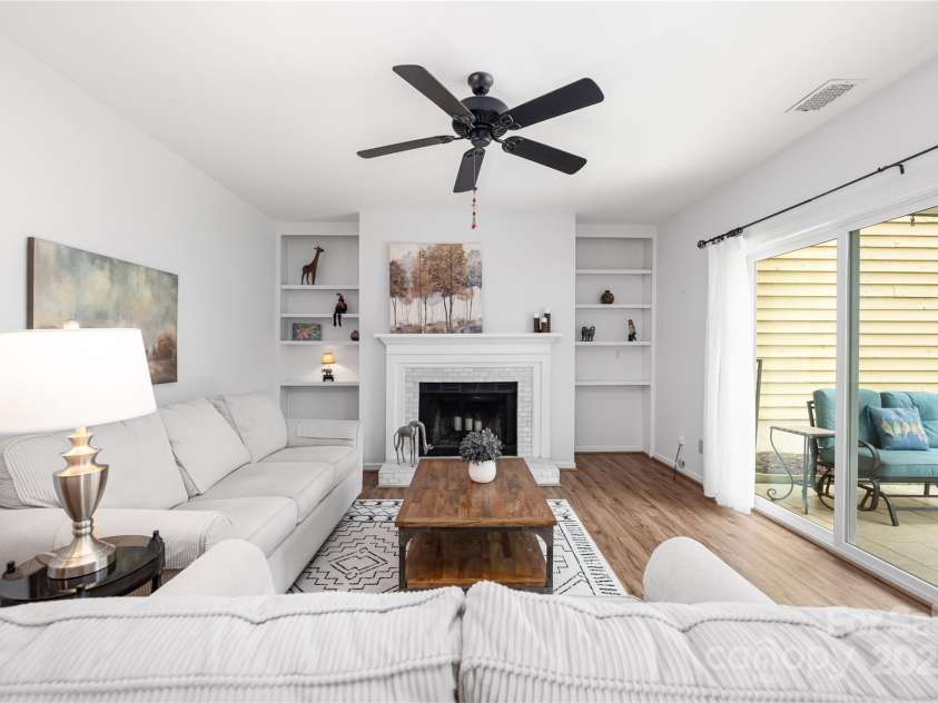 766 Marsh Road, Charlotte, NC 28209.  MLS# CAR4302355, YatesRealty ID 18058. 