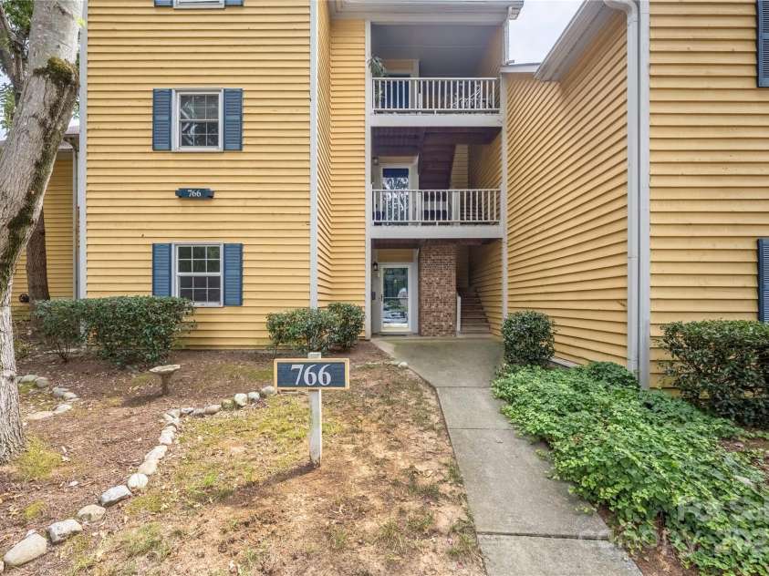 766 Marsh Road, Charlotte, NC 28209.  MLS# CAR4302355, YatesRealty ID 18058. 