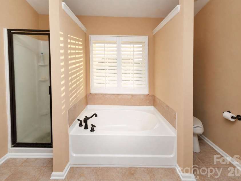 1457 Prestbury Road, Concord, NC 28027.  MLS# CAR4377024, YatesRealty ID 18059. 