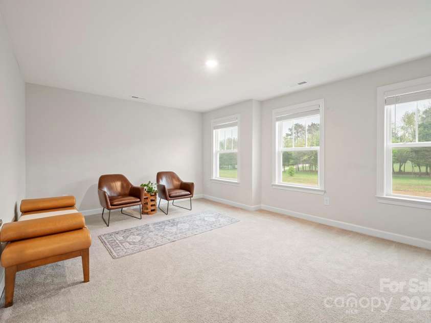19412 Bird Meadow Drive, Huntersville, NC 28078.  MLS# CAR4240722, YatesRealty ID 18059. 