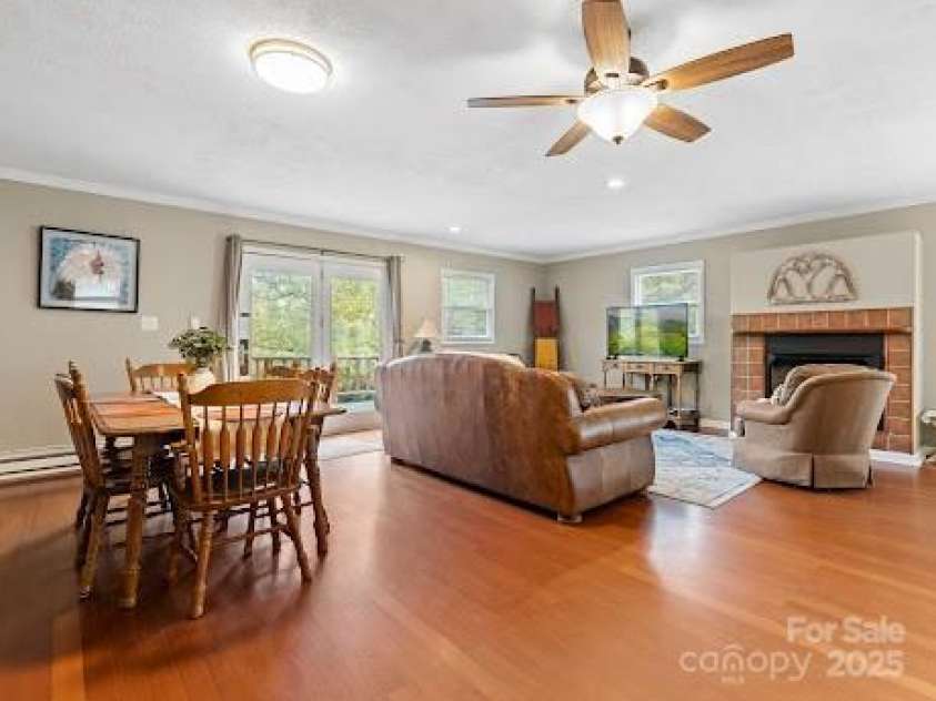542 Duncan Creek Road, Fletcher, NC 28732.  MLS# CAR4231317, YatesRealty ID 1806. 