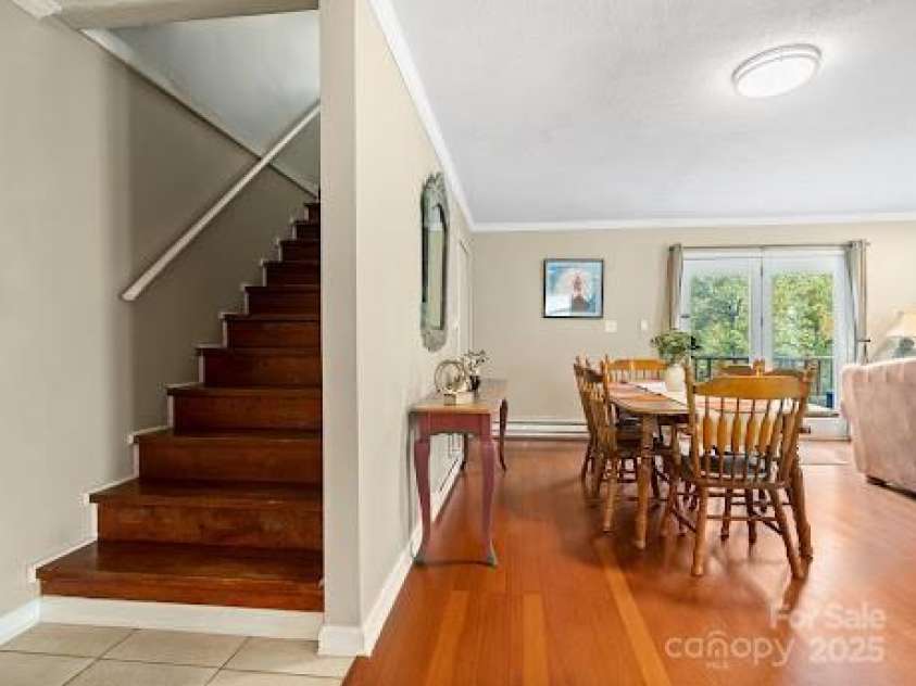 542 Duncan Creek Road, Fletcher, NC 28732.  MLS# CAR4231317, YatesRealty ID 1806. 