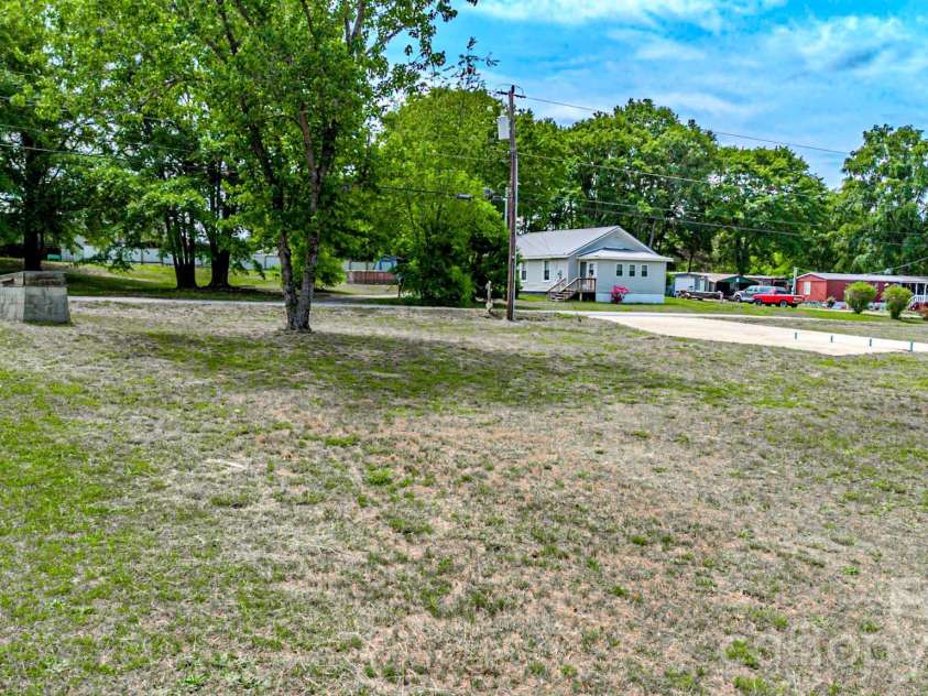238 Phillips Drive, Forest City, NC 28043.  MLS# CAR4377447, YatesRealty ID 18060. 