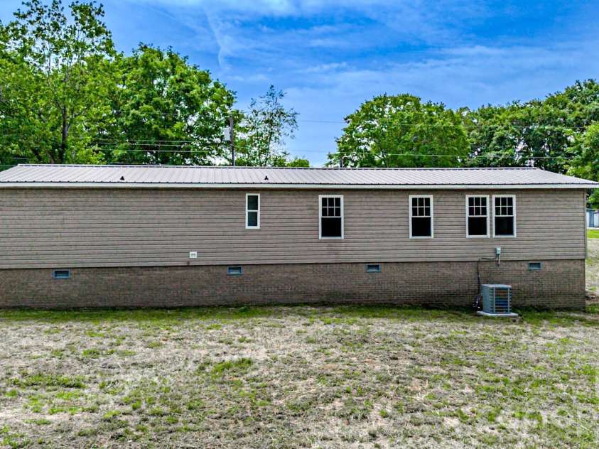 238 Phillips Drive, Forest City, NC 28043.  MLS# CAR4377447, YatesRealty ID 18060. 