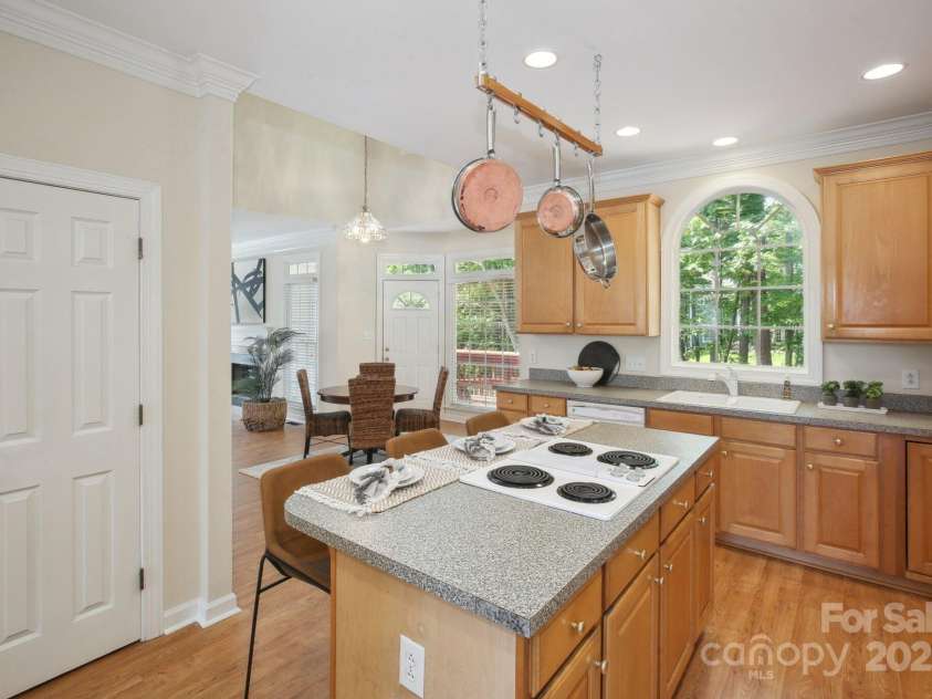 3104 Highgate Drive, Fort Mill, SC 29715.  MLS# CAR4253771, YatesRealty ID 18060. 