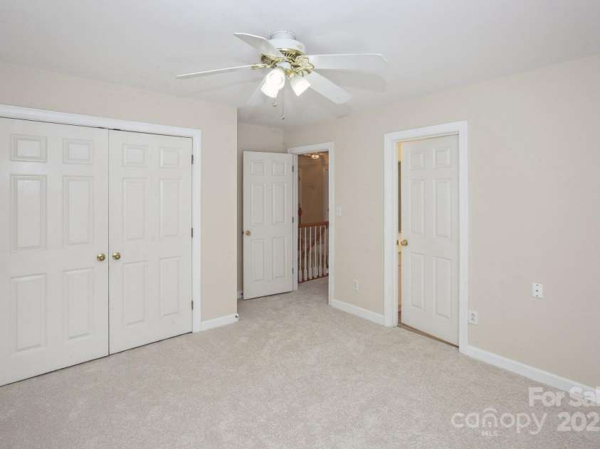 3104 Highgate Drive, Fort Mill, SC 29715.  MLS# CAR4253771, YatesRealty ID 18060. 