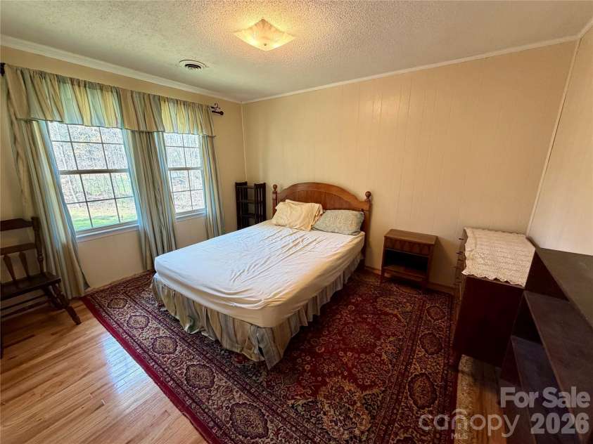 2925 Sparrow Springs Road, Gastonia, NC 28052.  MLS# CAR4377448, YatesRealty ID 18061. 