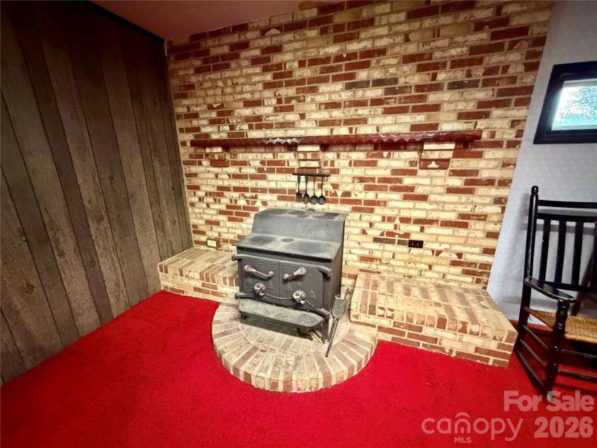 2925 Sparrow Springs Road, Gastonia, NC 28052.  MLS# CAR4377448, YatesRealty ID 18061. 