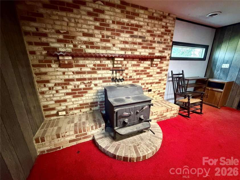 2925 Sparrow Springs Road, Gastonia, NC 28052.  MLS# CAR4377448, YatesRealty ID 18061. 