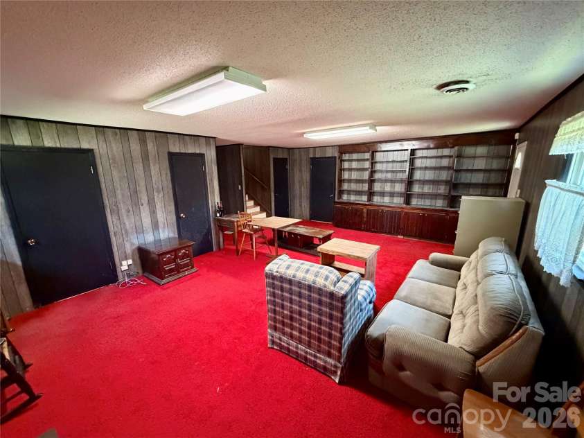 2925 Sparrow Springs Road, Gastonia, NC 28052.  MLS# CAR4377448, YatesRealty ID 18061. 