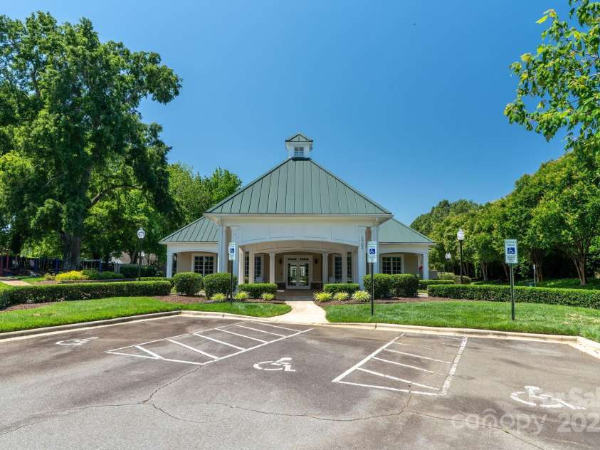 9008 Skipaway Drive, Waxhaw, NC 28173.  MLS# CAR4244086, YatesRealty ID 18063. Clubhouse