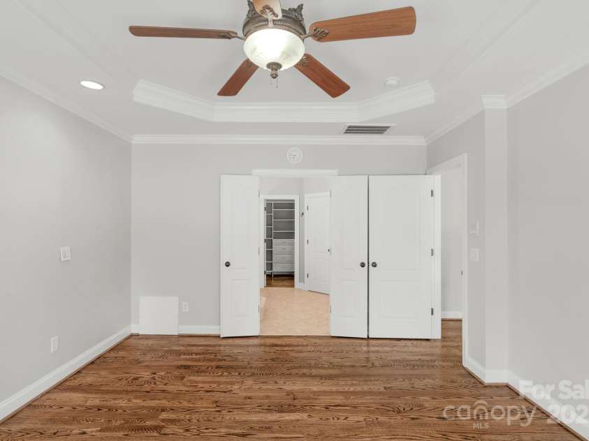 9008 Skipaway Drive, Waxhaw, NC 28173.  MLS# CAR4244086, YatesRealty ID 18063. Primary Downstairs